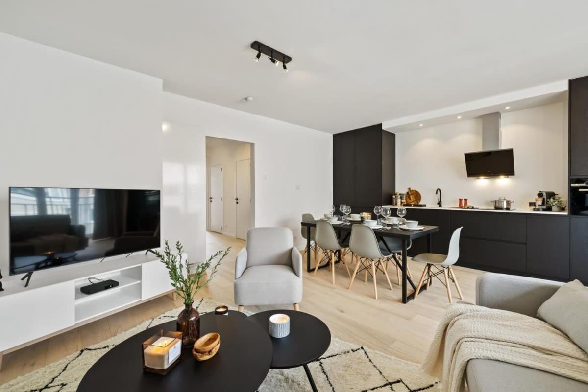Huswell - Renovated Apartment In The Heart Of Oostende Exterior foto