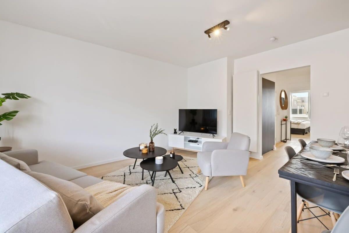 Huswell - Renovated Apartment In The Heart Of Oostende Exterior foto